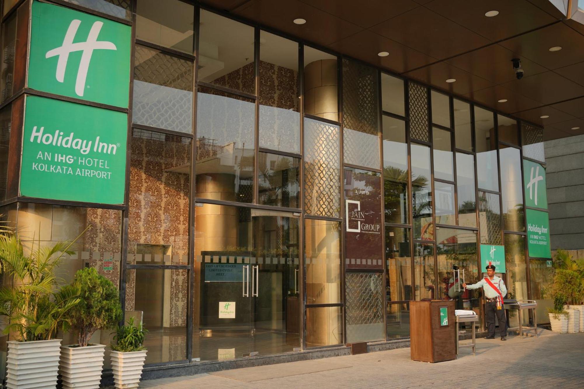 Holiday Inn Kolkata Airport, an IHG Hotel Bagian luar foto